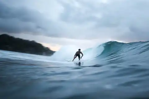 Surfing-costa-rica.jpg